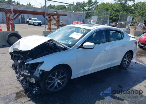 2019 Acura Ilx Premium Package/Technology Package z USA, uszkodzony, nr VIN 19UDE2F74KA010452